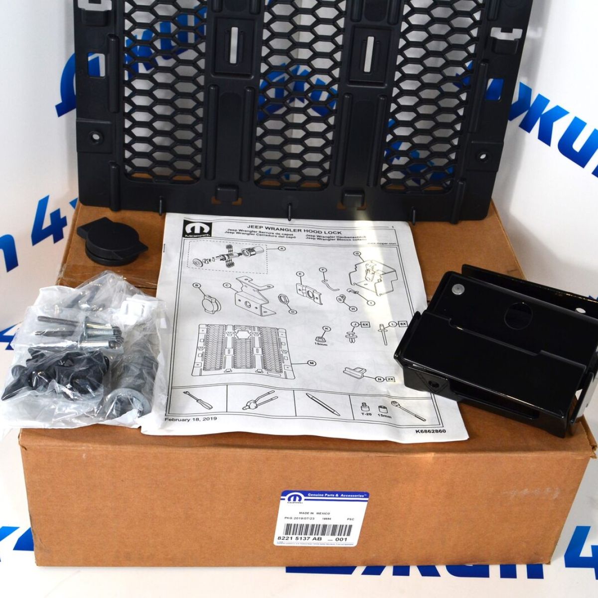 Замок капота Jeep Wrangler JL 82215137AC