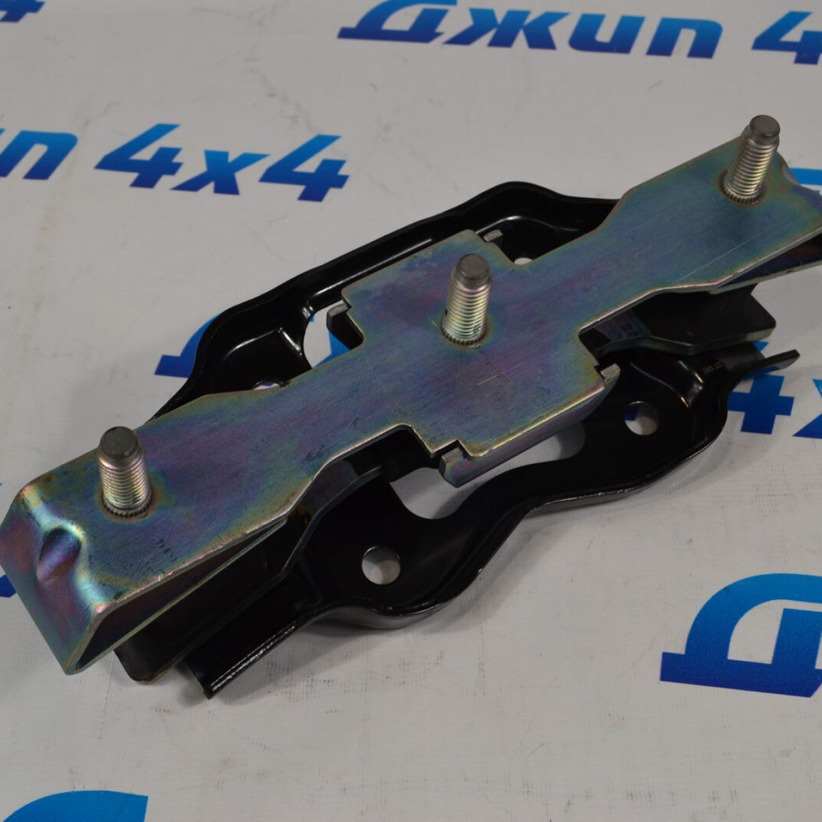 Опора АКПП Jeep Wrangler JL 68271535AA