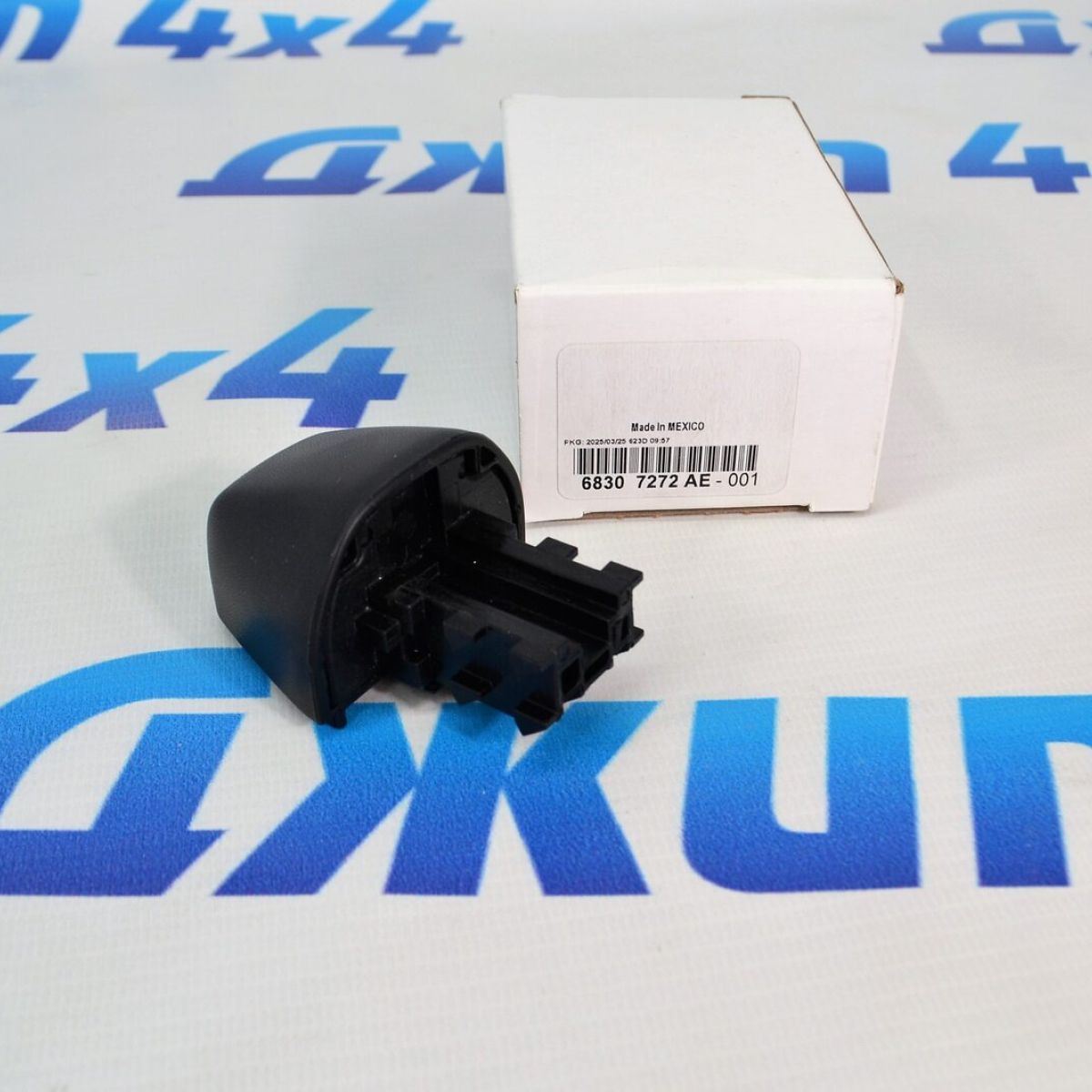 Заглушка ручки двери Jeep Wrangler JL/Jeep Gladiator JT 68307272AE