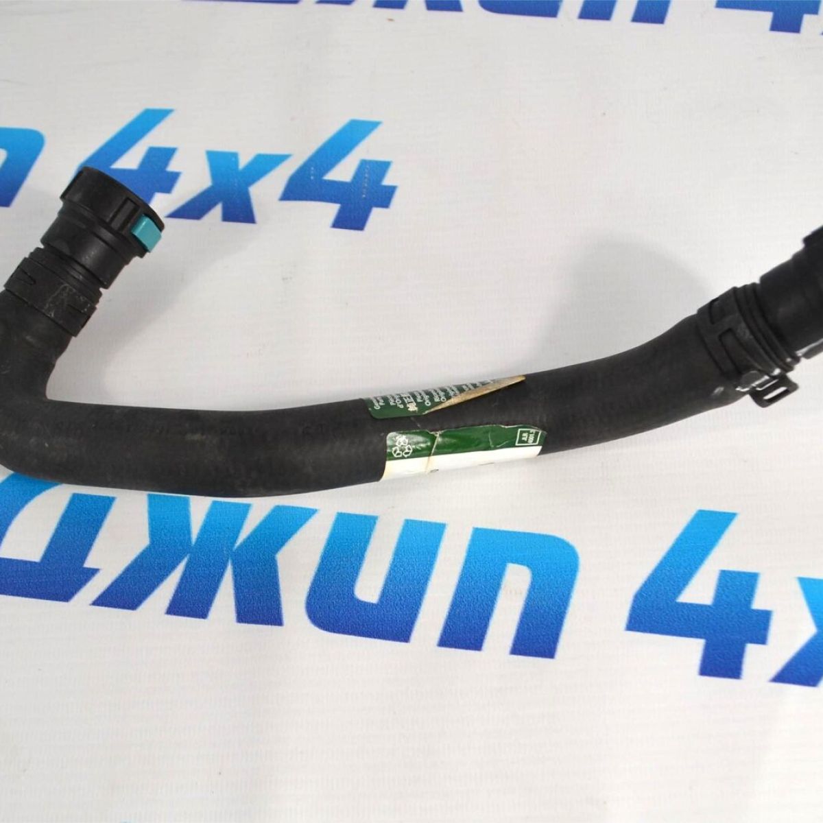 Шланг печного отопителя Range Rover L405/Land Rover Discovery 5 L462 V3.0SC/5.0SC LR034616