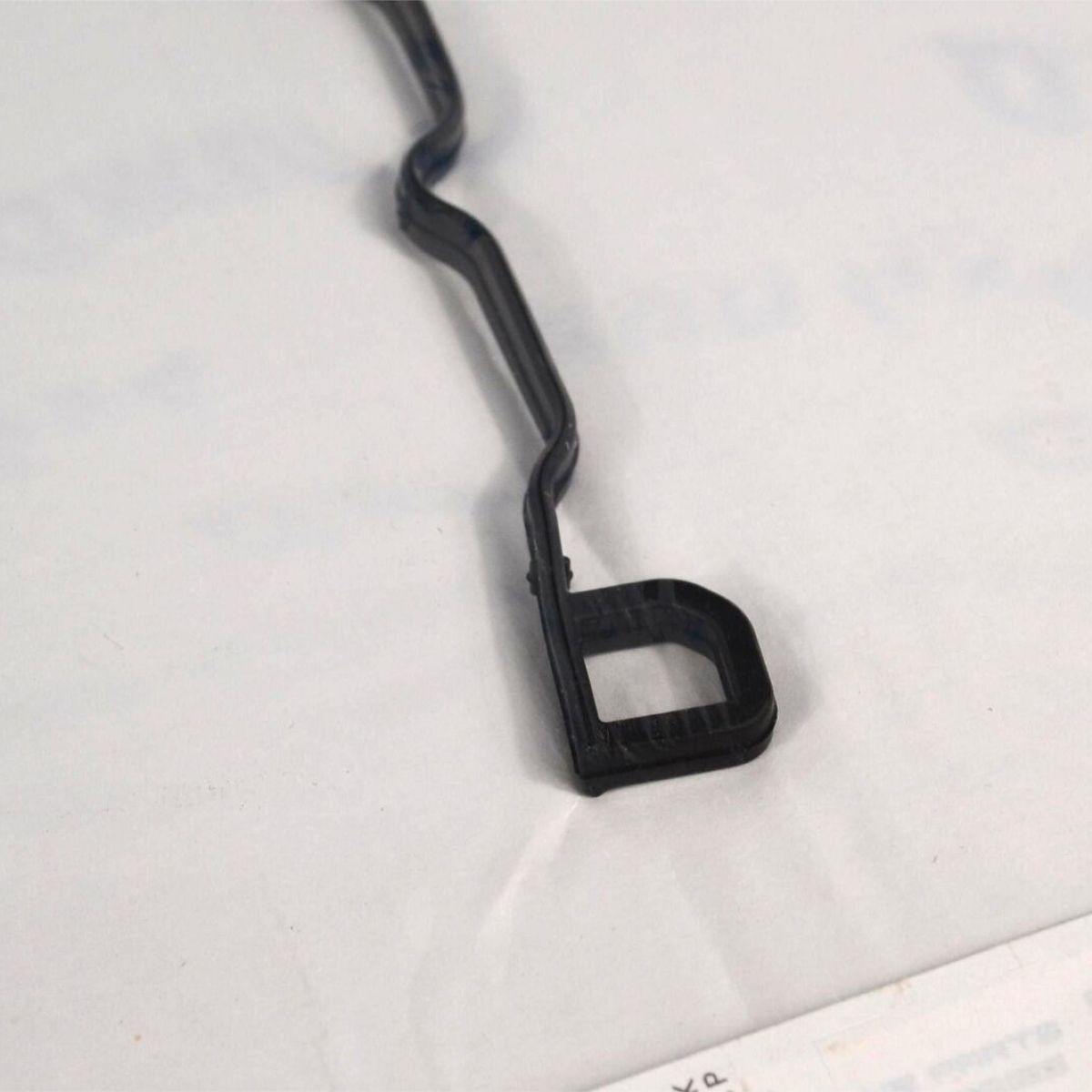 Прокладка задней крышки сальника коленвала Jeep Wrangler JL/Jeep Grand Cherokee WL V2.0T 68250644AA