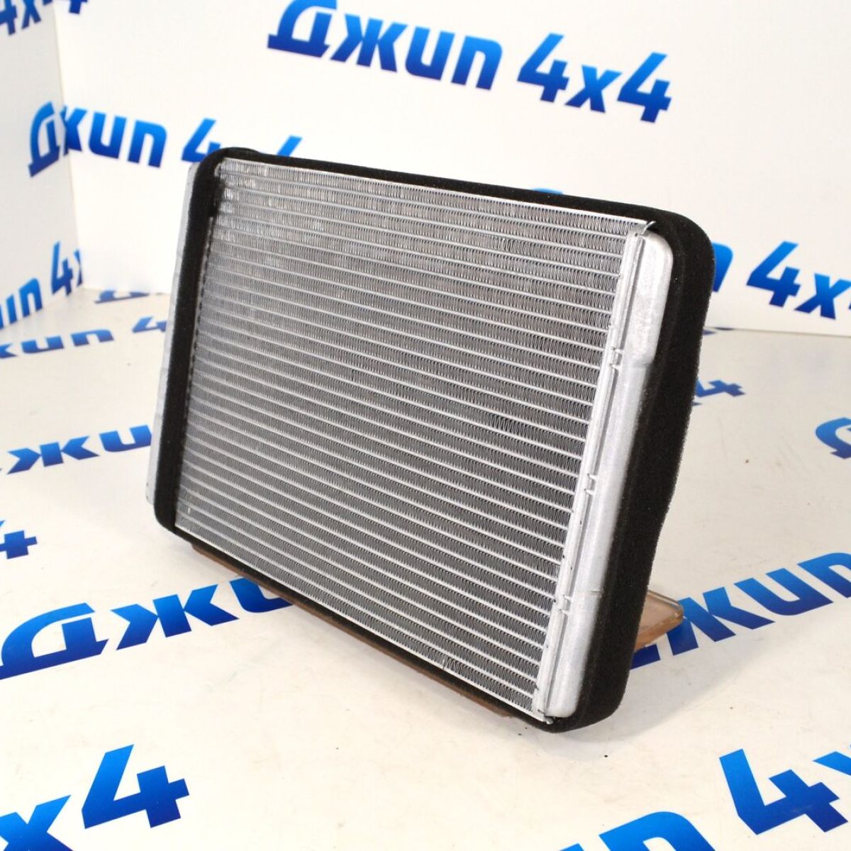 Радиатор печки Jeep Grand Cherokee WK2/Dodge Durango WD 68079484AA
