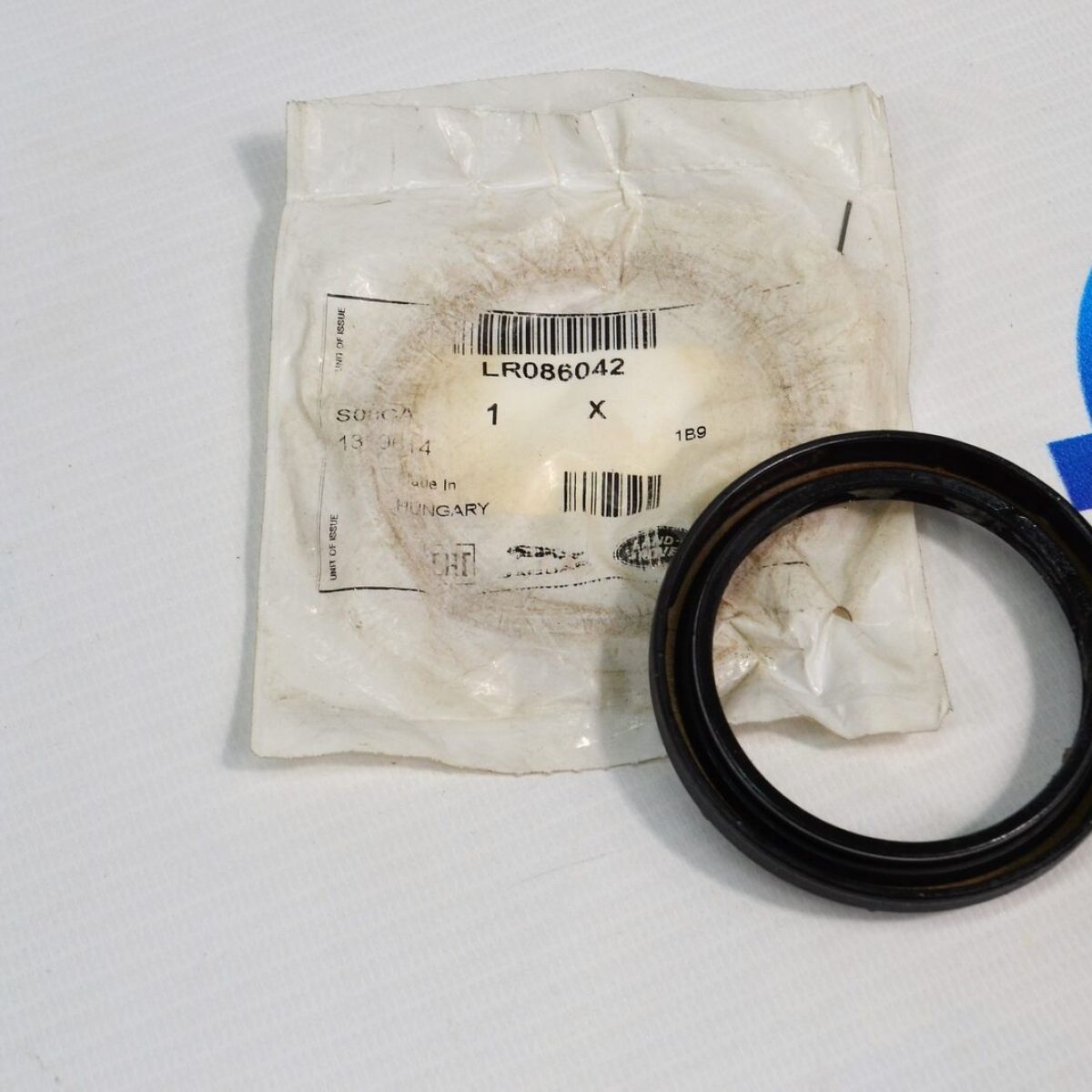 Сальник РКПП на задний карданный вал Range Rover L405/Range Rover Sport L494 LR086042