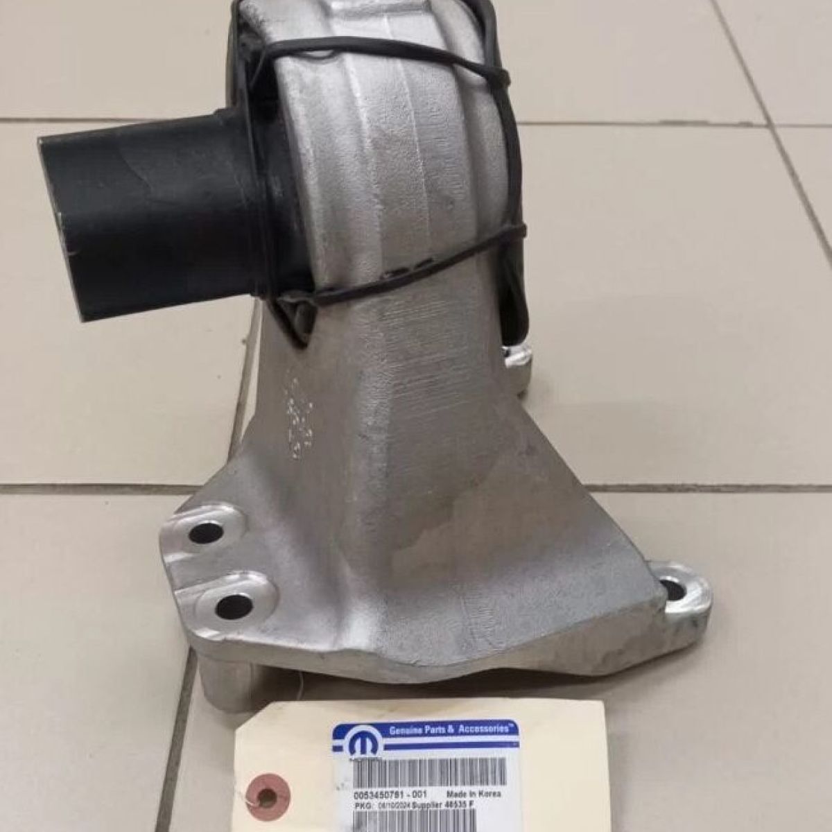 Опора двигателя Jeep Wrangler JL V3.6 (левая) 68240765AB