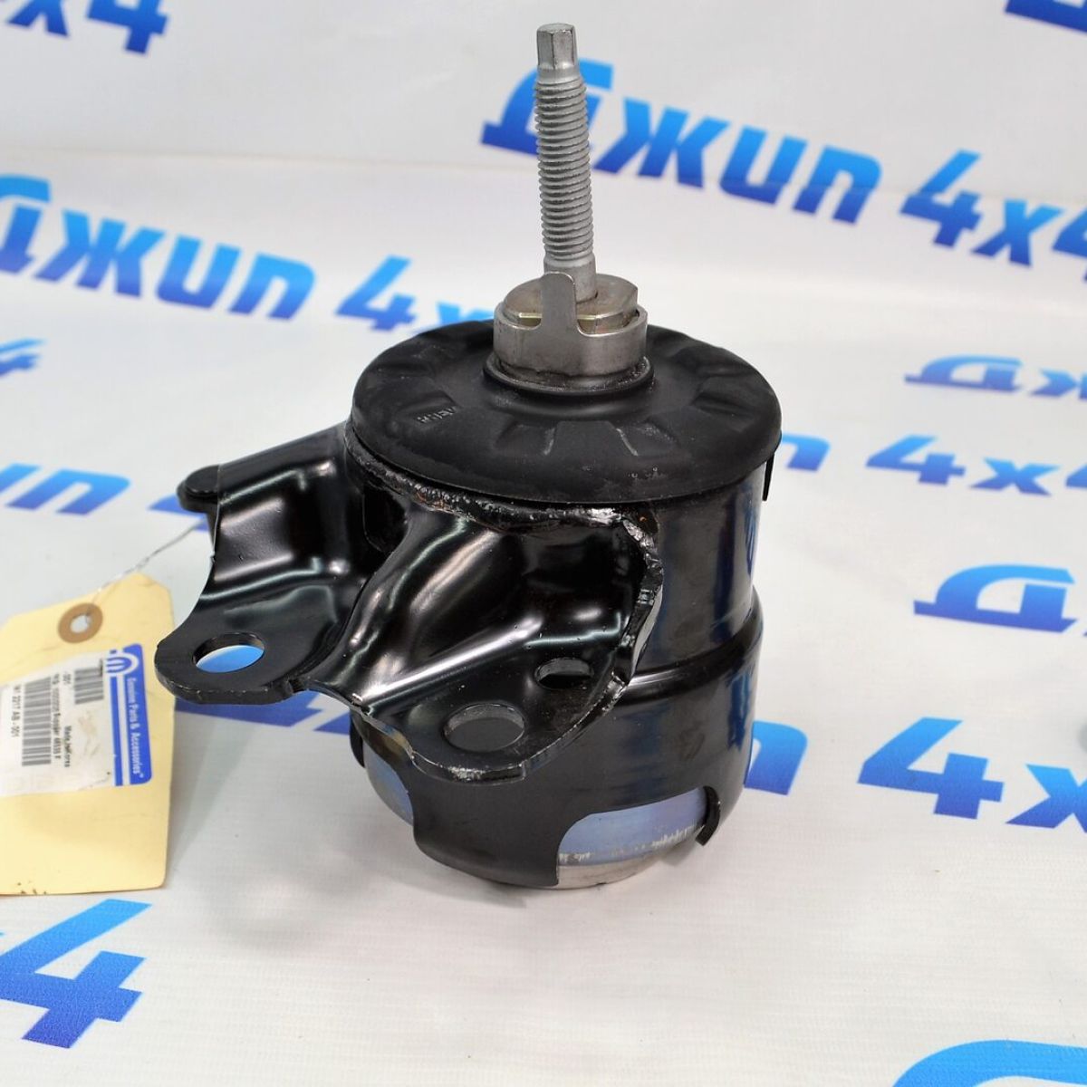 Опора двигателя Jeep Wrangler JL V2.0 4XE (левая) 68412217AB