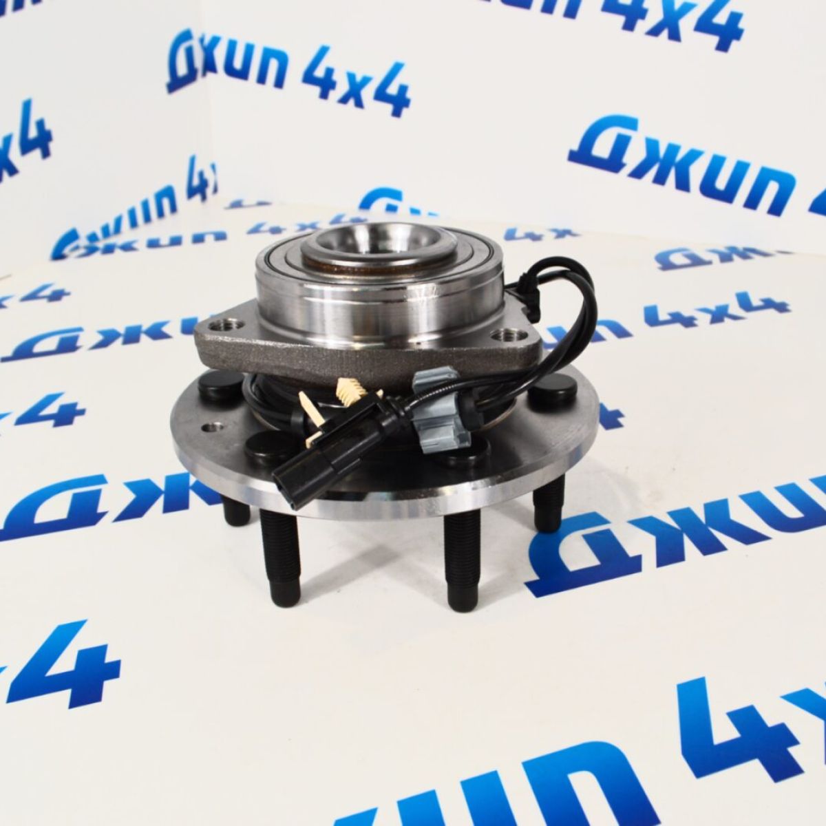 Ступичный узел Cadillac Escalade/Chevrolet Tahoe 2015-2020 (перед) 23356814