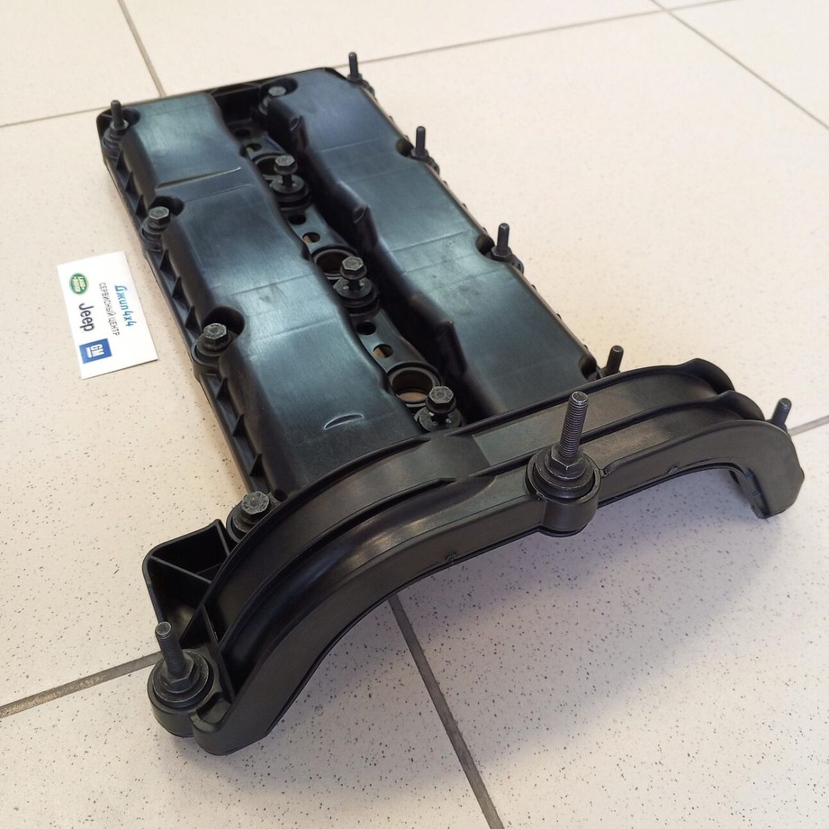 Клапанная крышка с прокладкой Jeep Grand Cherokee WK2/Dodge Ram 1500 V3.0CRD (правая) 68147538AB