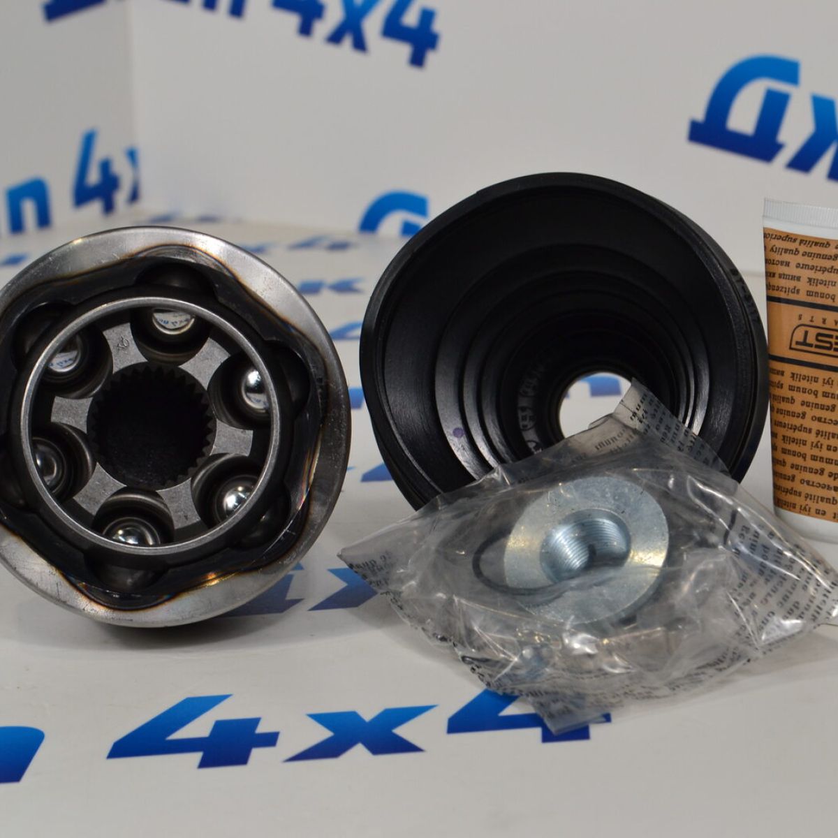 ШРУС внешний переднего привода Jeep Grand Cherokee WK2/Dodge Durango WD 52124713AB