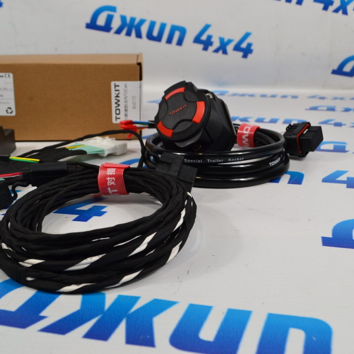 Проводка фаркопа LiXiang L8/LiXiang L9 TK92704-2025