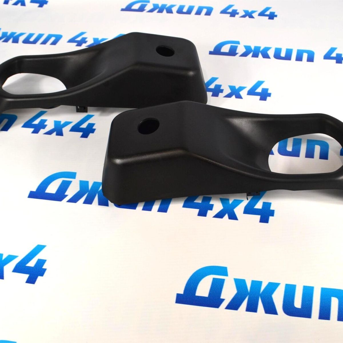 Накладка на противотуманные фары (комплект) Jeep Wrangler JL 68295559AA
