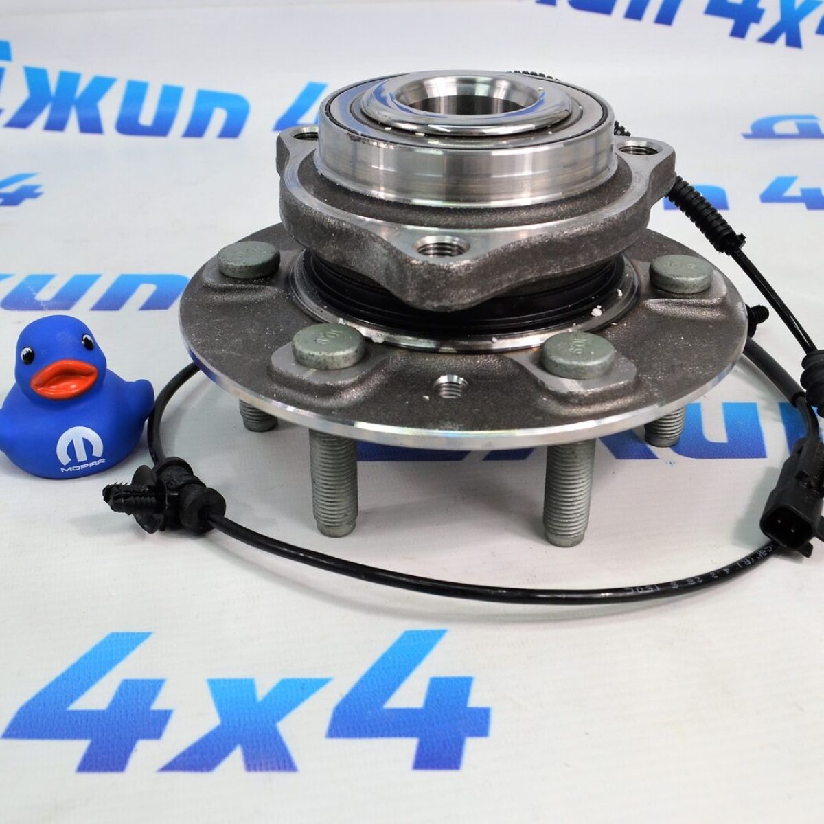 Ступичный узел Dodge Ram 1500 DT (перед) 68237141AH