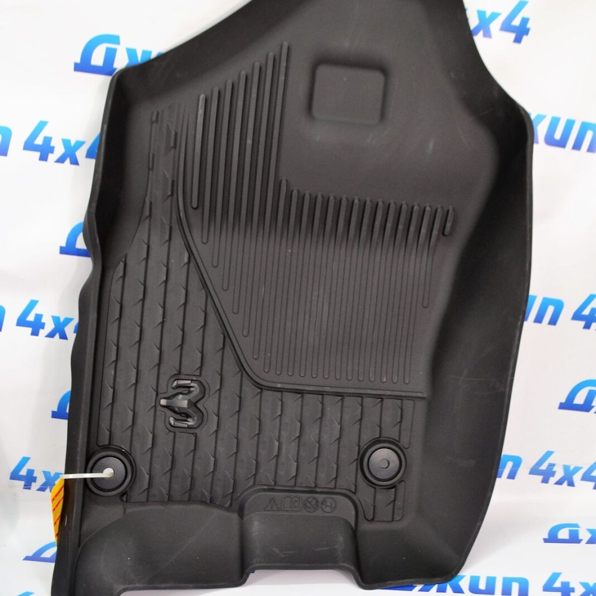 Ковры в салон Dodge Ram 1500 DT Quad Cab 2020-2024 (комплект) 82215323AD