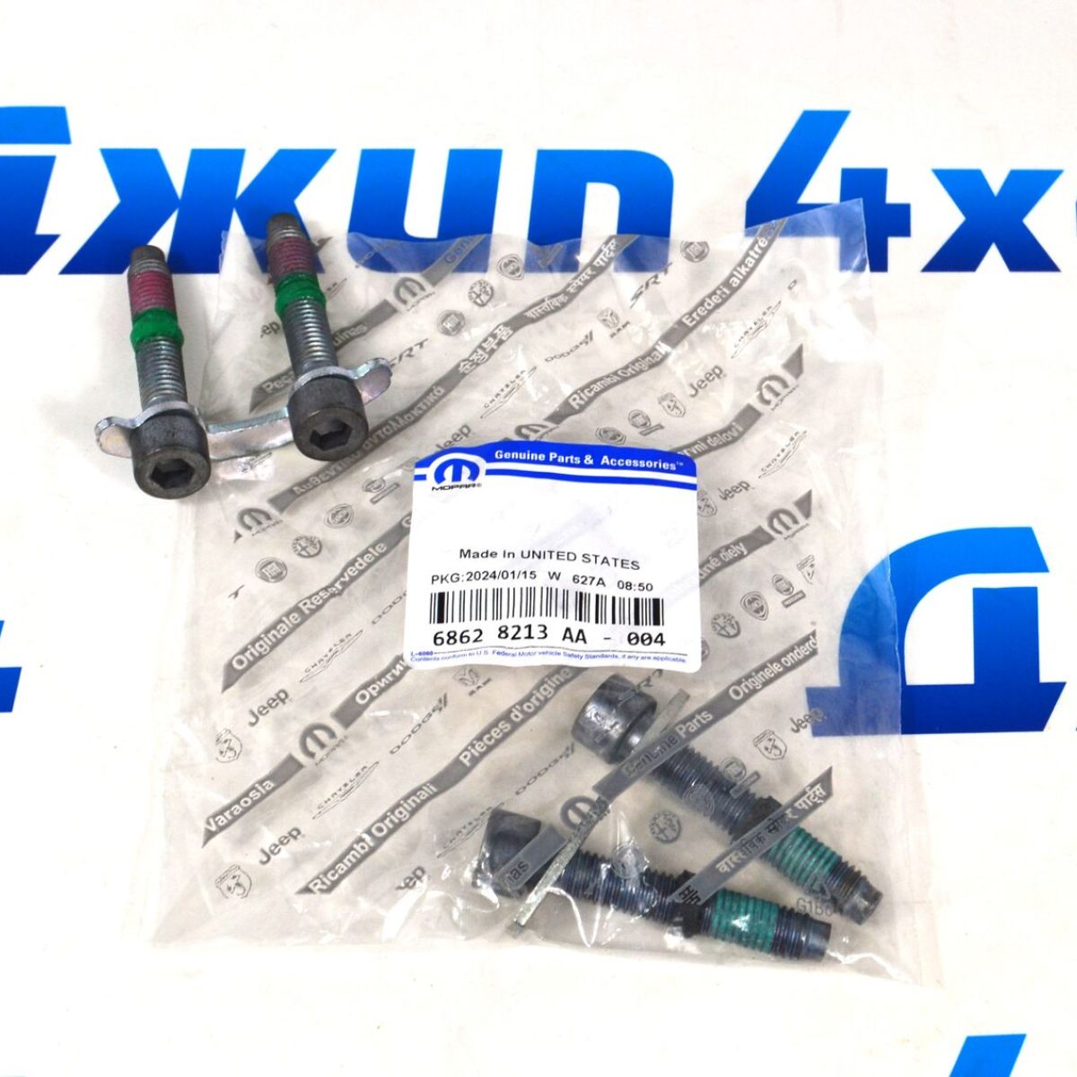 Болт крепления карданного вала (к-кт 2шт) Jeep Grand Cherokee WK2 68628213AA