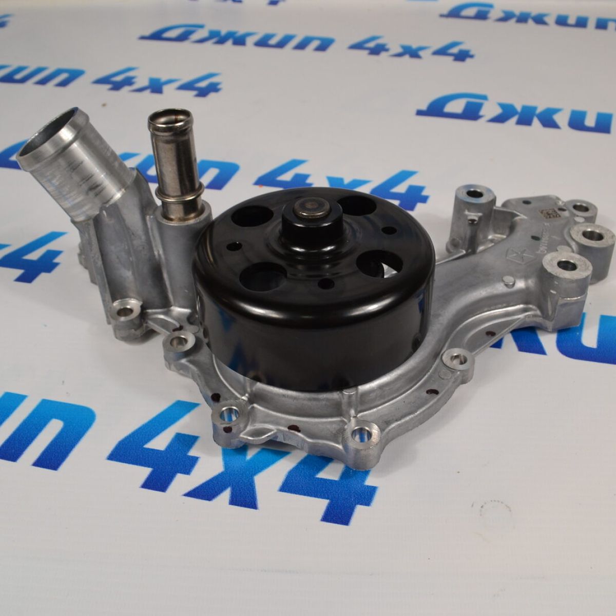 Помпа системы охлаждения Jeep Wrangler JL V3.6 04893941AC