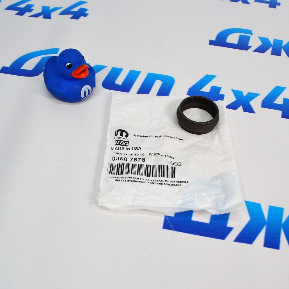 Втулка хвостовика дифференциала распорная Dodge Ram 1500 DS/DT 03507678