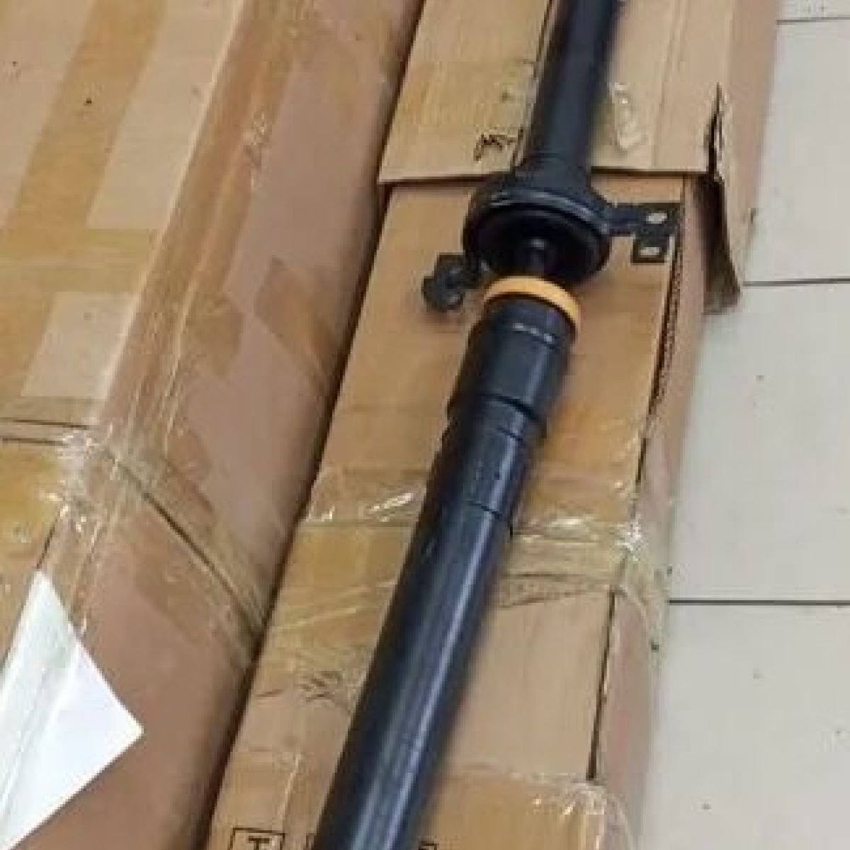 Карданный вал Jeep Cherokee KL 2014-2020 52123612AF