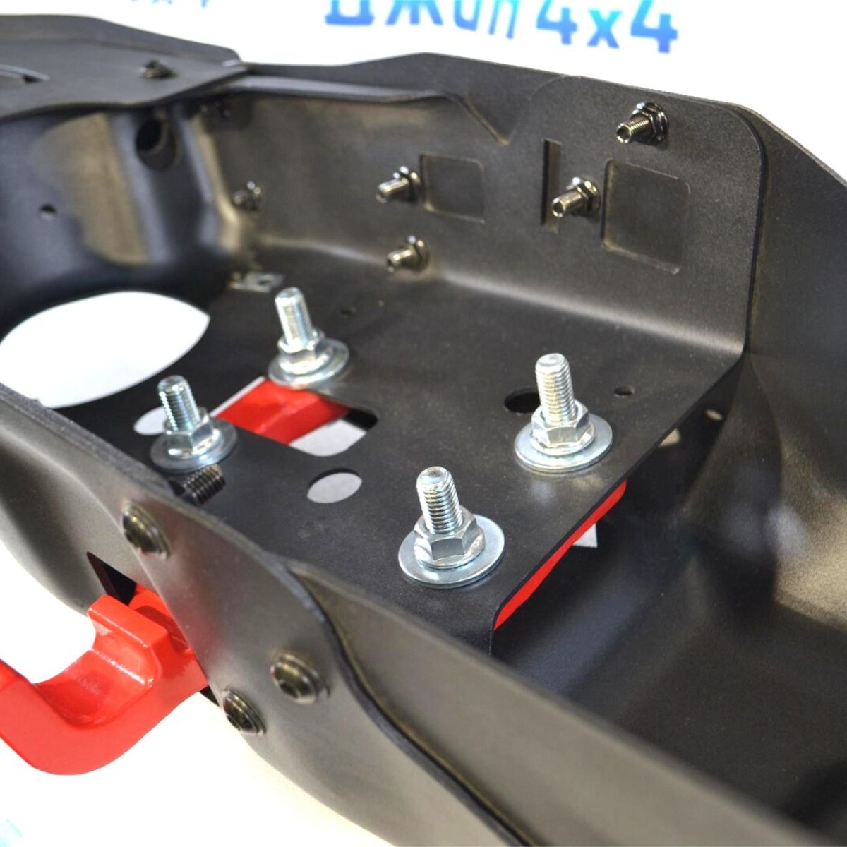 Бампер передний силовой Jeep Wrangler JL/Jeep Gladiator JT (алюминий) 82215121AI