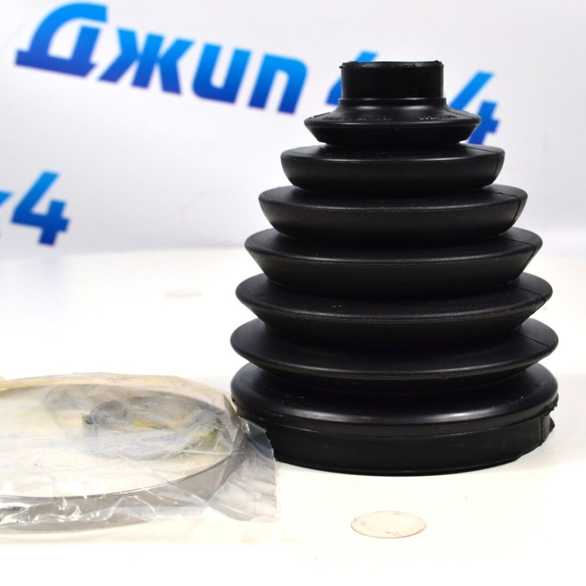 Пыльник внешнего ШРУС Dodge Ram 1500 DS 68090631AA
