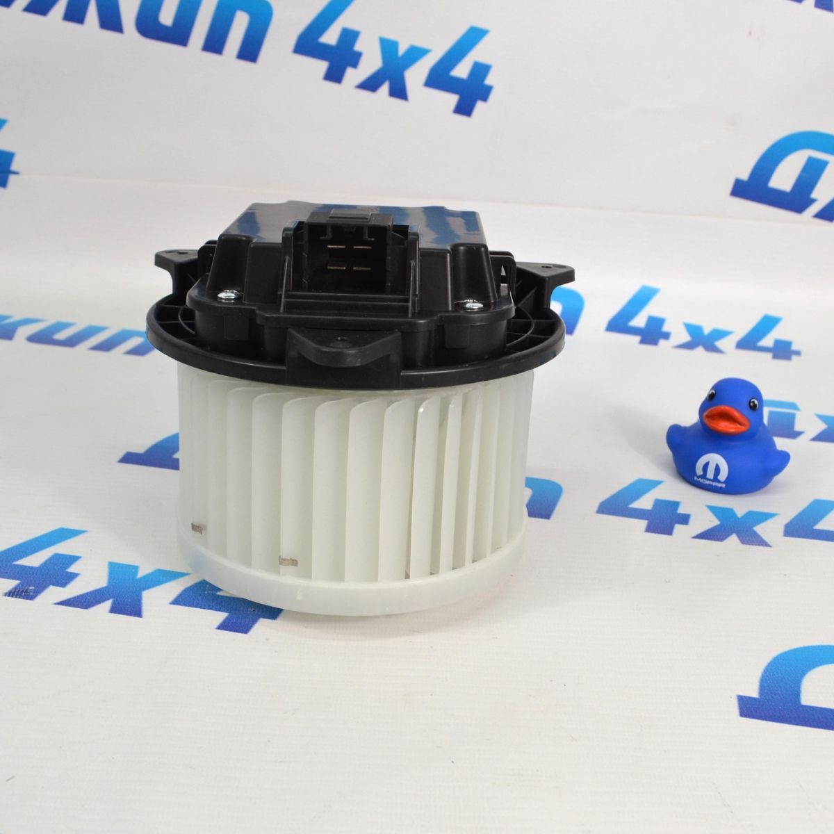Мотор отопителя салона Jeep Wrangler JL/Jeep Gladiator 68301851AA
