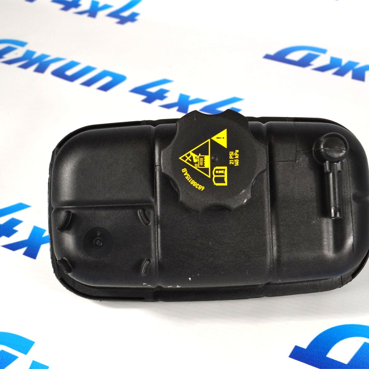 Бачок расширительный Jeep Wrangler JL V2.0T (чёрный) 68364312AC