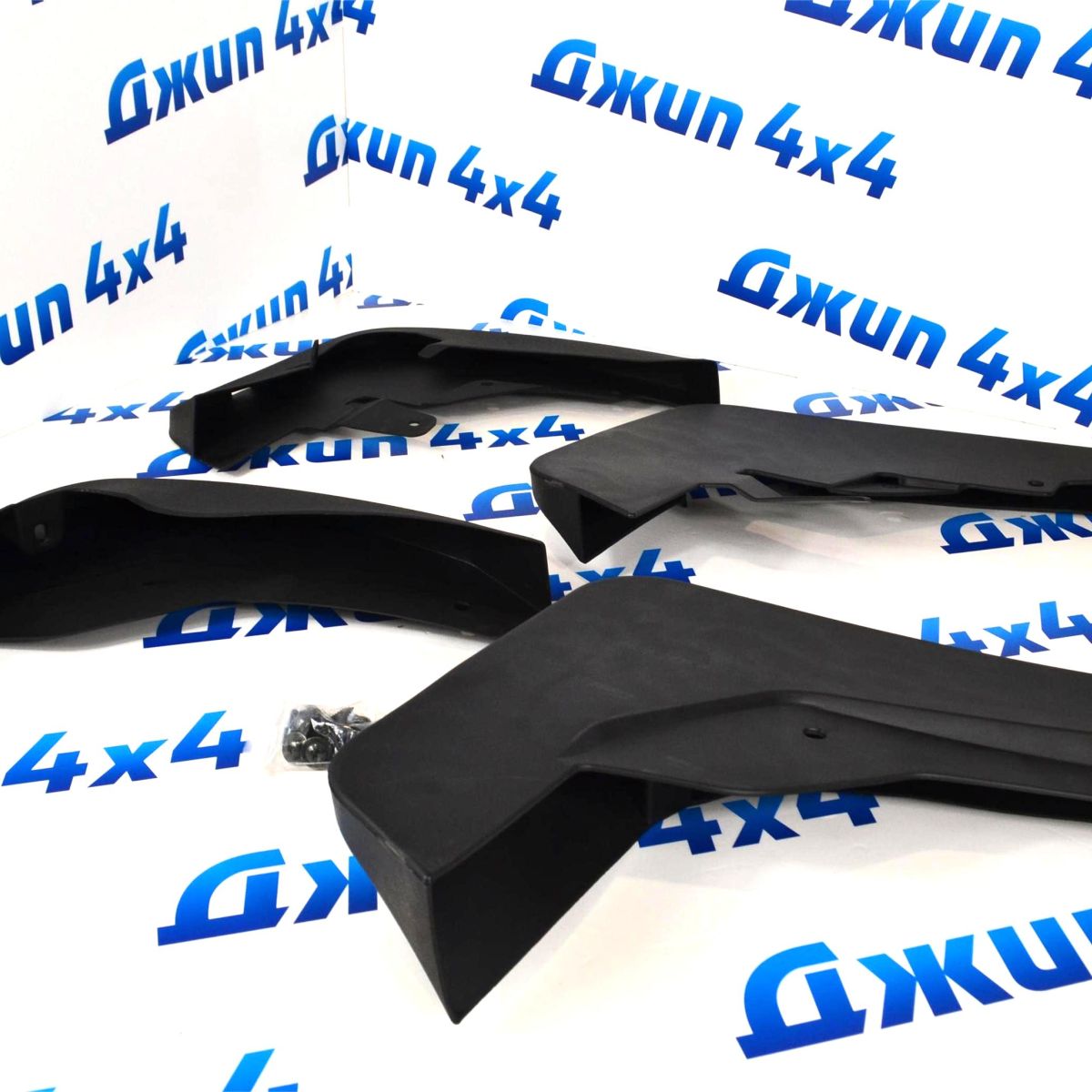 Брызговики Chevrolet Tahoe/Suburban 2021- (комплект) TY-CR3018