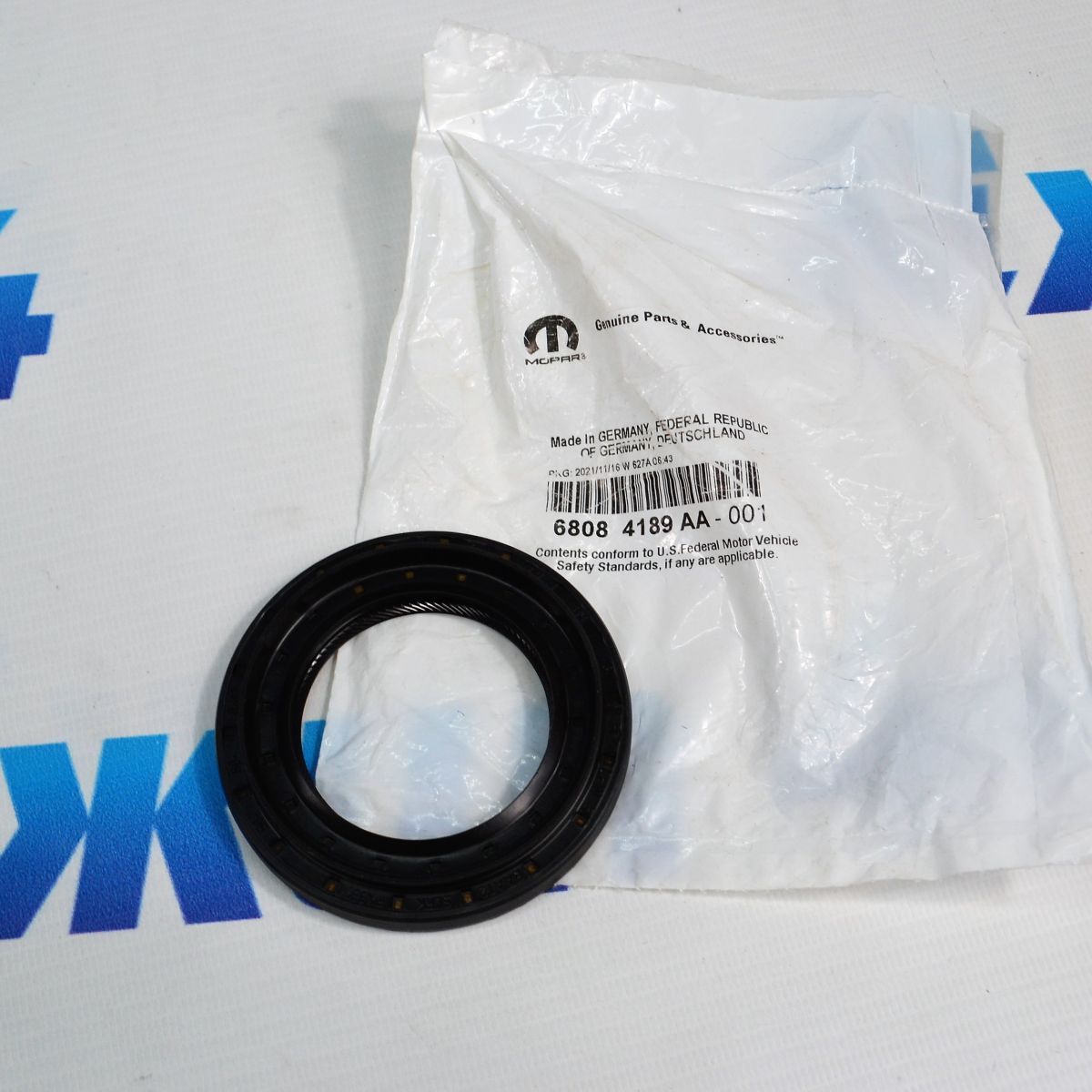 Сальник хвостовика заднего редуктора Jeep Grand Cherokee WK2/Dodge Durango WD 2011-2023 68084189AA