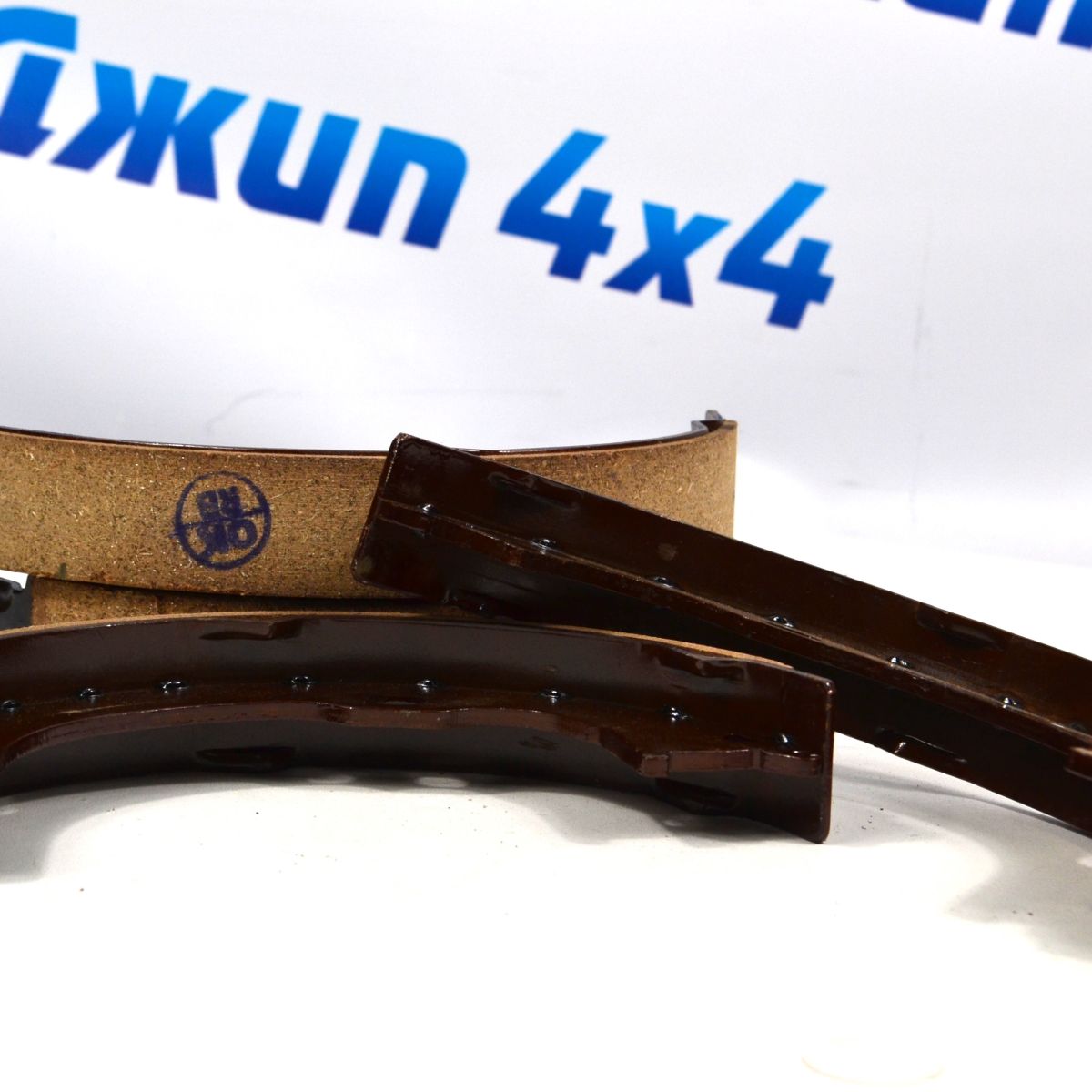 Колодки стояночного тормоза Jeep Wrangler JL/Jeep Wrangler JK/Jeep Cherokee KK/Dodge Nitro KA 68003589AA