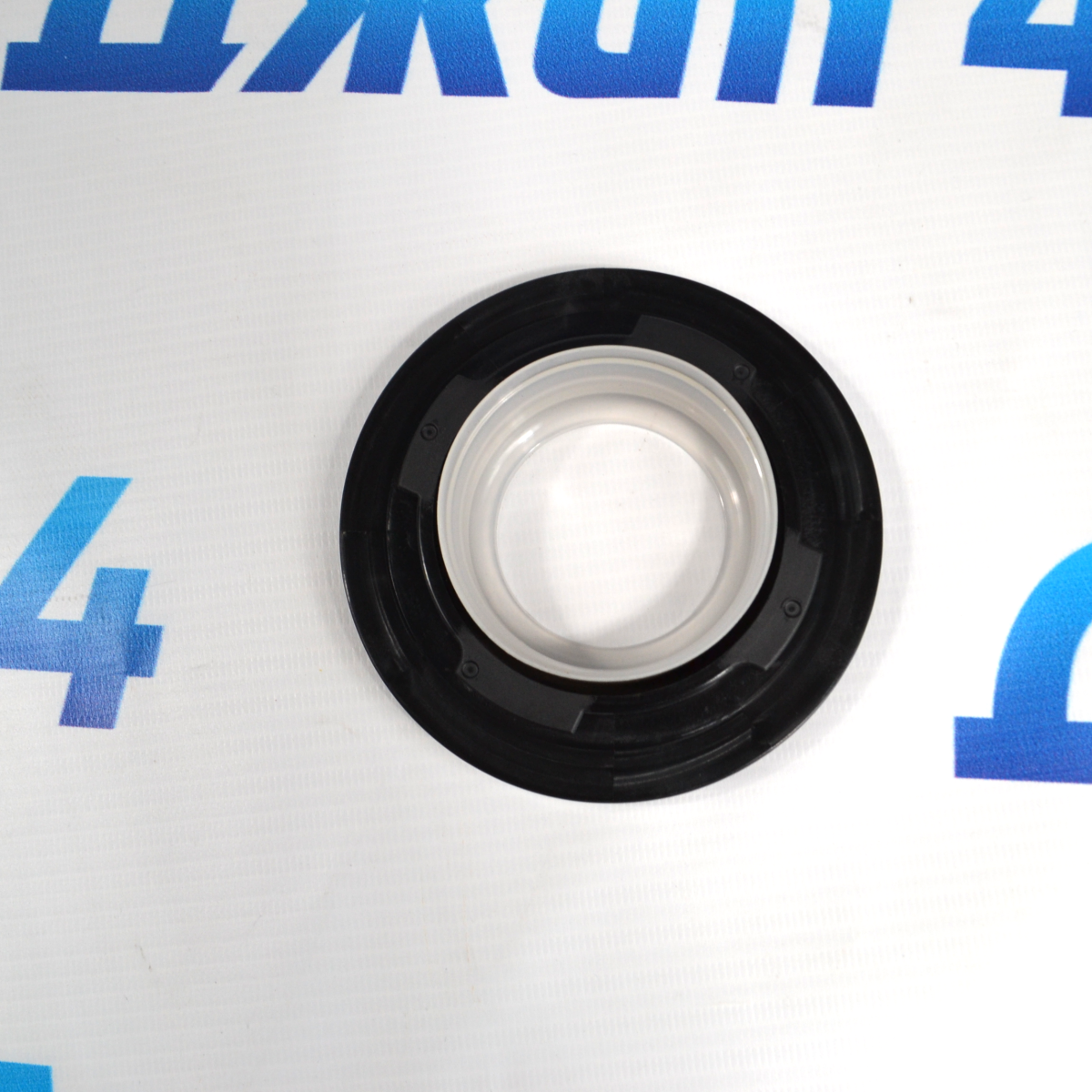 Сальник коленвала передний Land Rover Discovery Sport L550/Range Rover Evoque L551 V2.0T Petrol LR093852