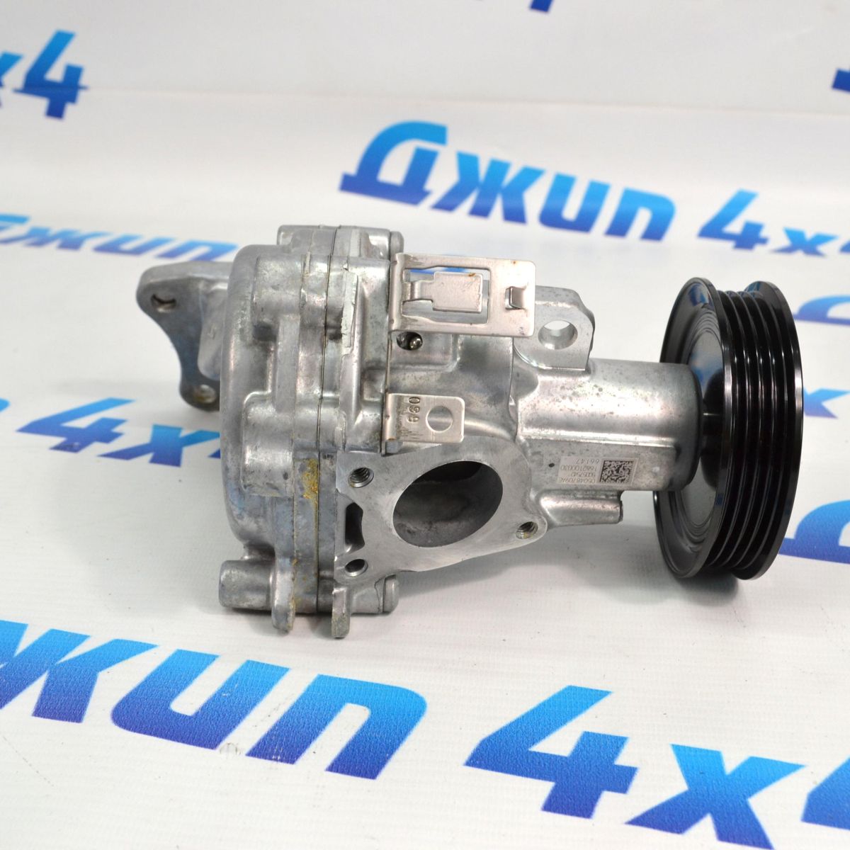 Помпа системы охлаждения Jeep Grand Cherokee WL 4XE 05048709AH