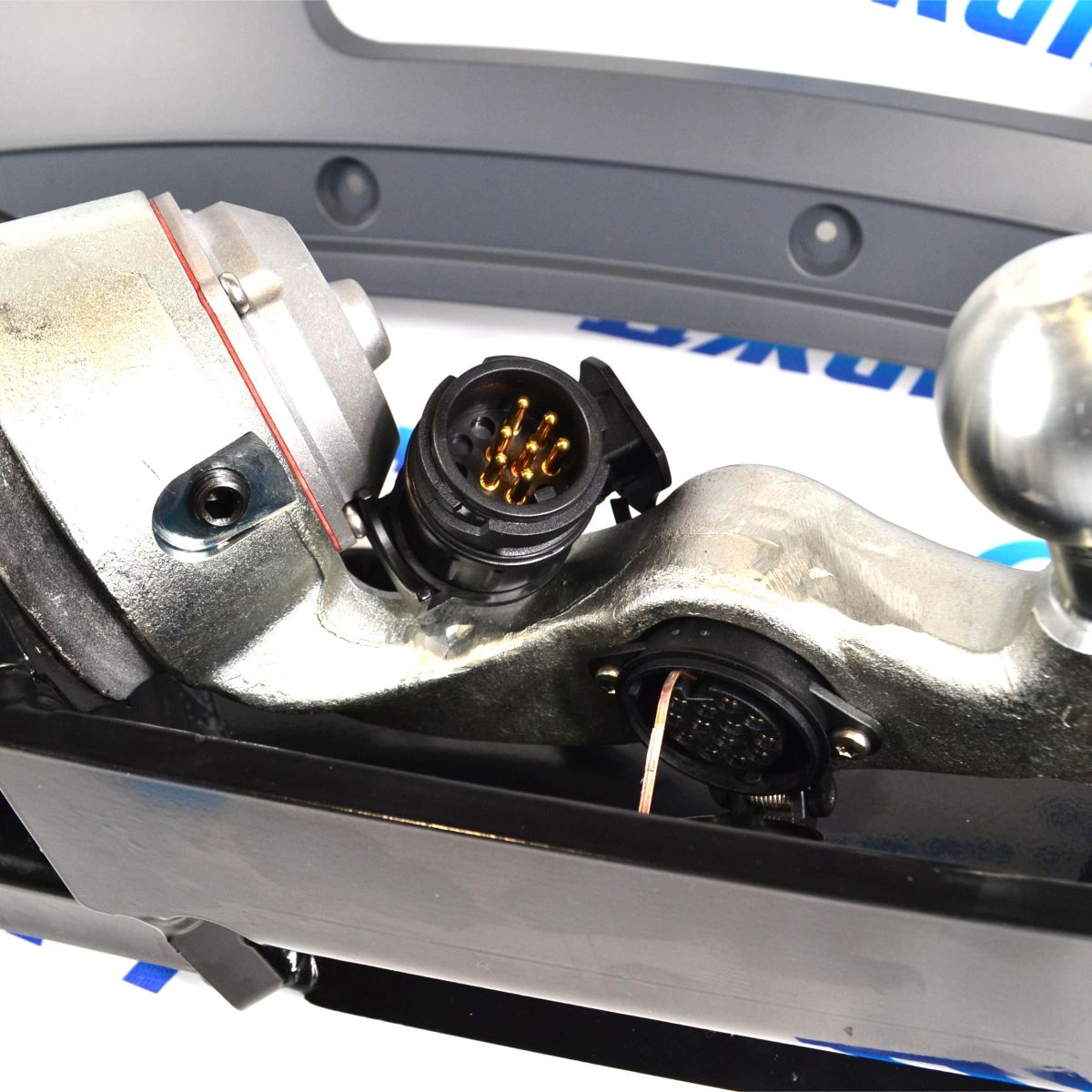 Выдвижной электрический фаркоп Land Rover Range Rover 2023-2026 VPLKT0327