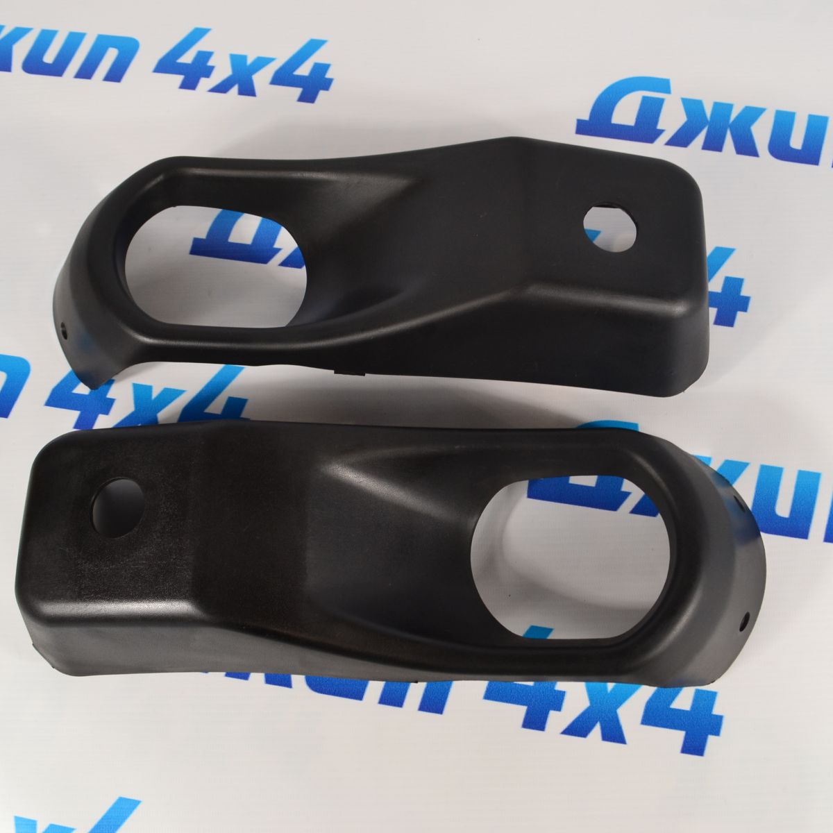 Накладка на противотуманные фары (комплект) Jeep Wrangler JL 68295559AA