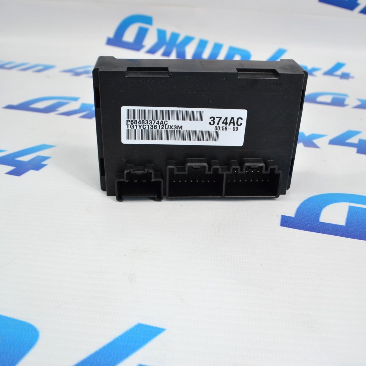 Блок управления РКПП Jeep Wrangler JL 392/Jeep Gladiator 68483374AC