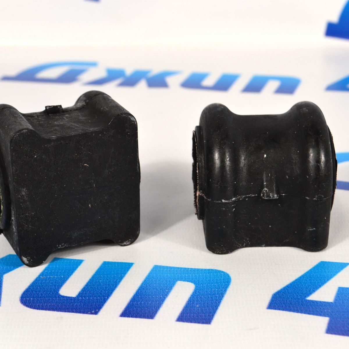 Втулка переднего стабилизатора Dodge Ram 1500 DS 55398036AC