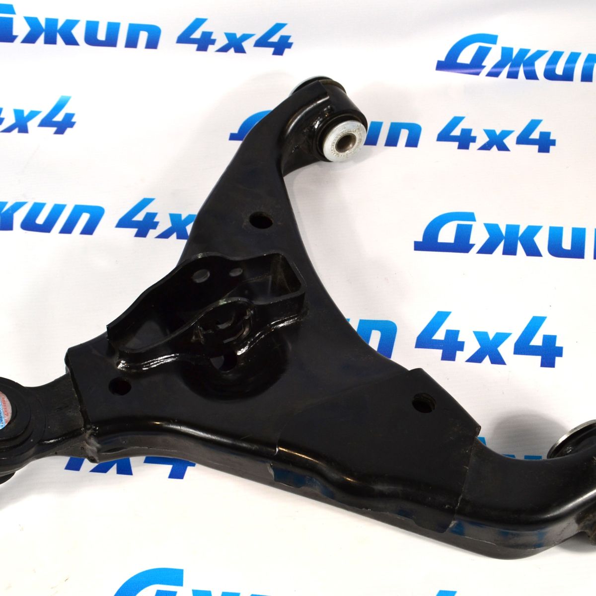 Рычаг нижний передний левый Tank 300 2904103XPW01A