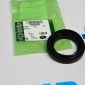 Сальник переднего редуктора Land Rover Freelander 2 L359/Range Rover Evoque L538 (левый) LR002905