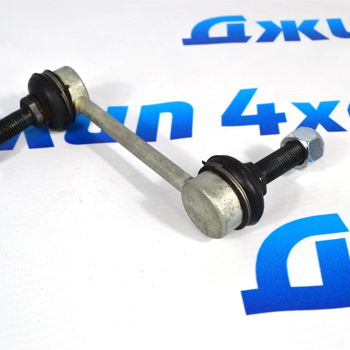 Тяга заднего стабилизатора Range Rover L322 LR030048