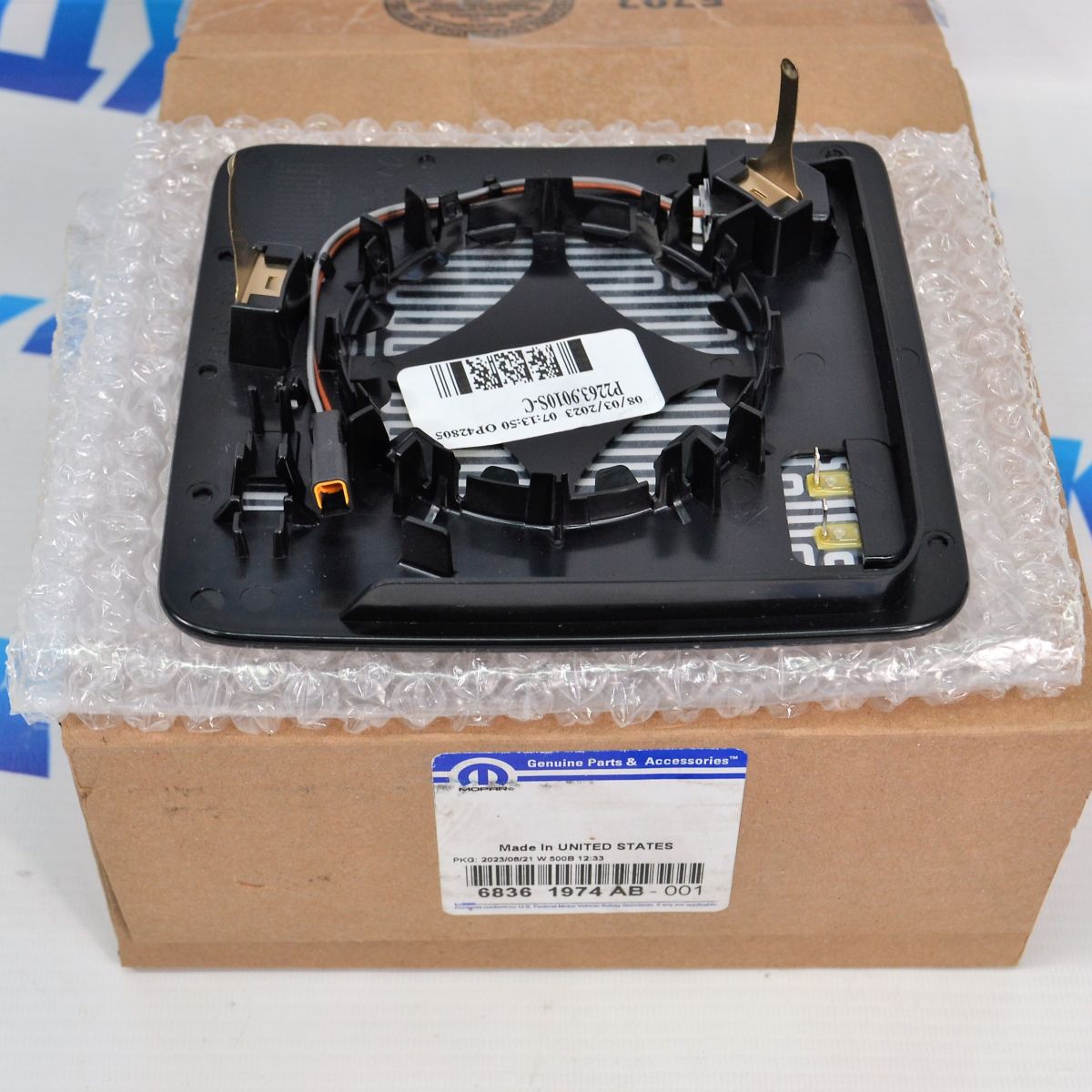 Зеркальное полотно правое Jeep Wrangler JL/Jeep Gladiator 68361974AB