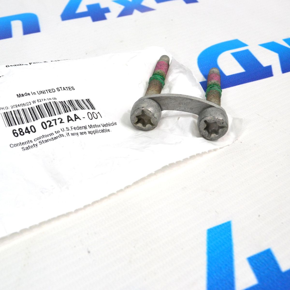 Болт крепления карданного вала (к-кт 2шт) Jeep Wrangler JL/Jeep Gladiator 68400272AA