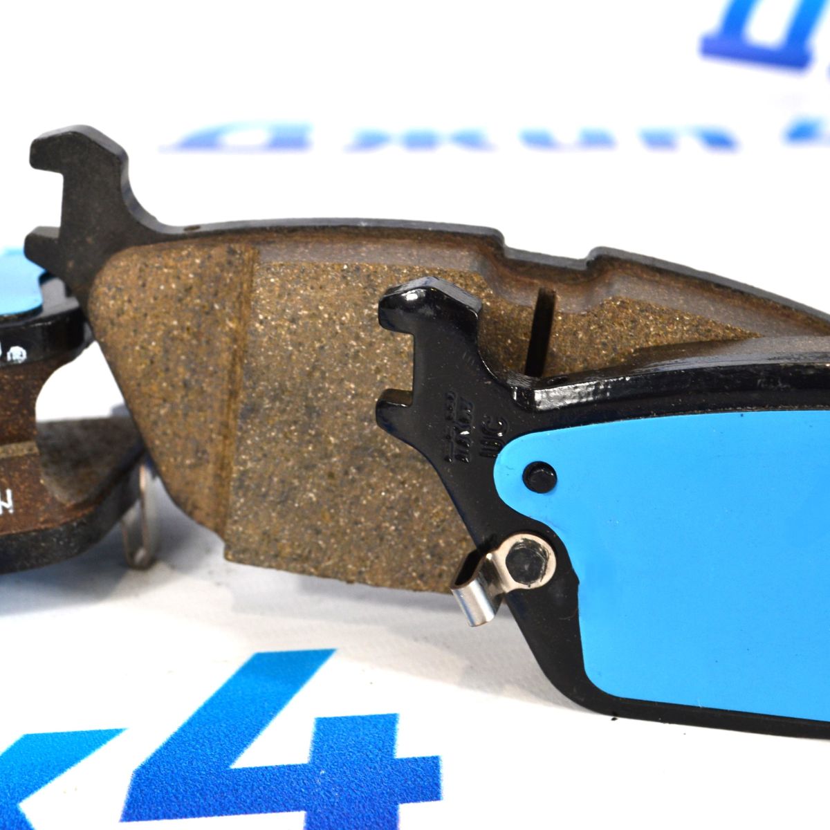 Колодки тормозные задние Dodge Ram TRX/Jeep Wagoneer WS 68564742AA