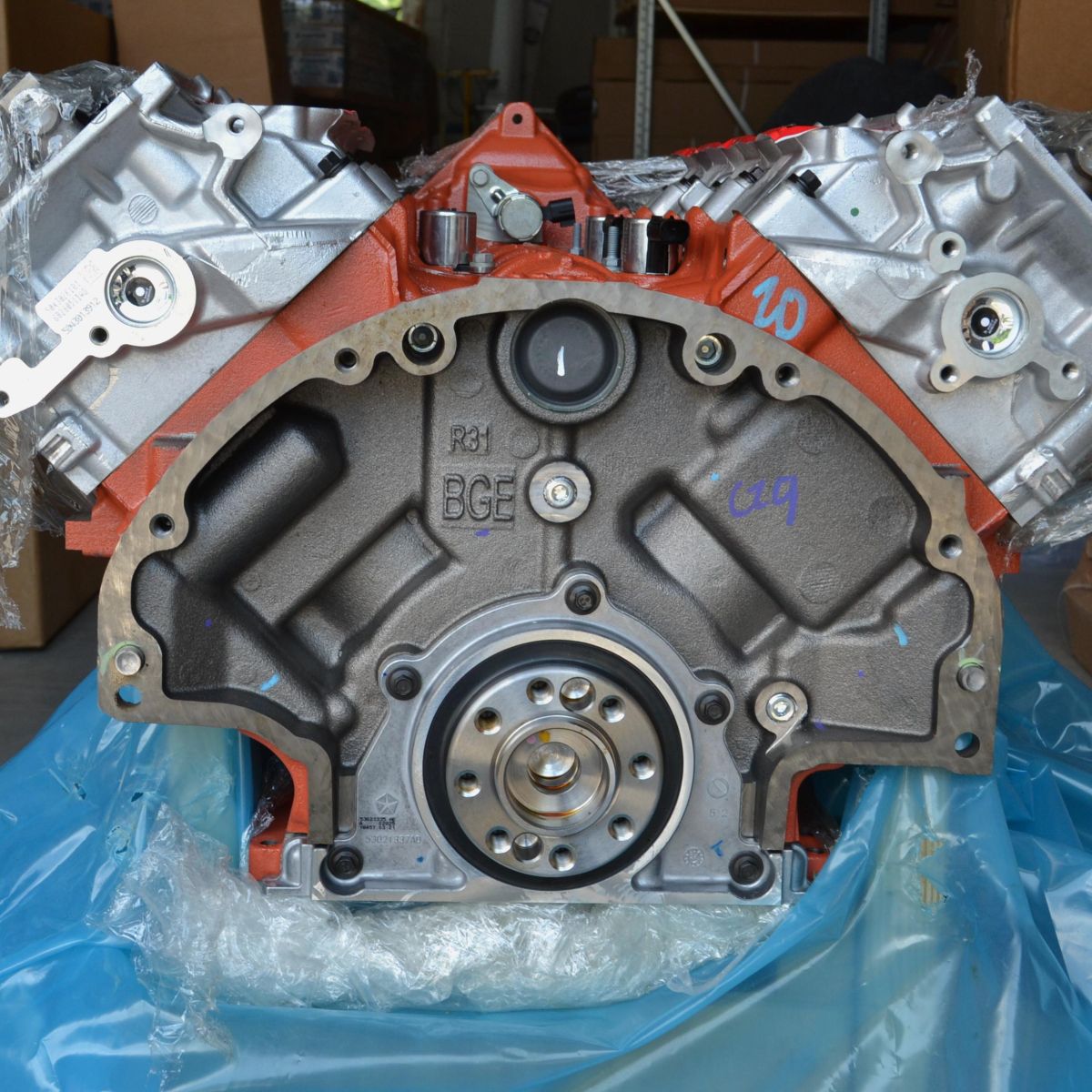 Двигатель в сборе Jeep/Dodge/Chrysler V6.4 Hemi 68411264AA