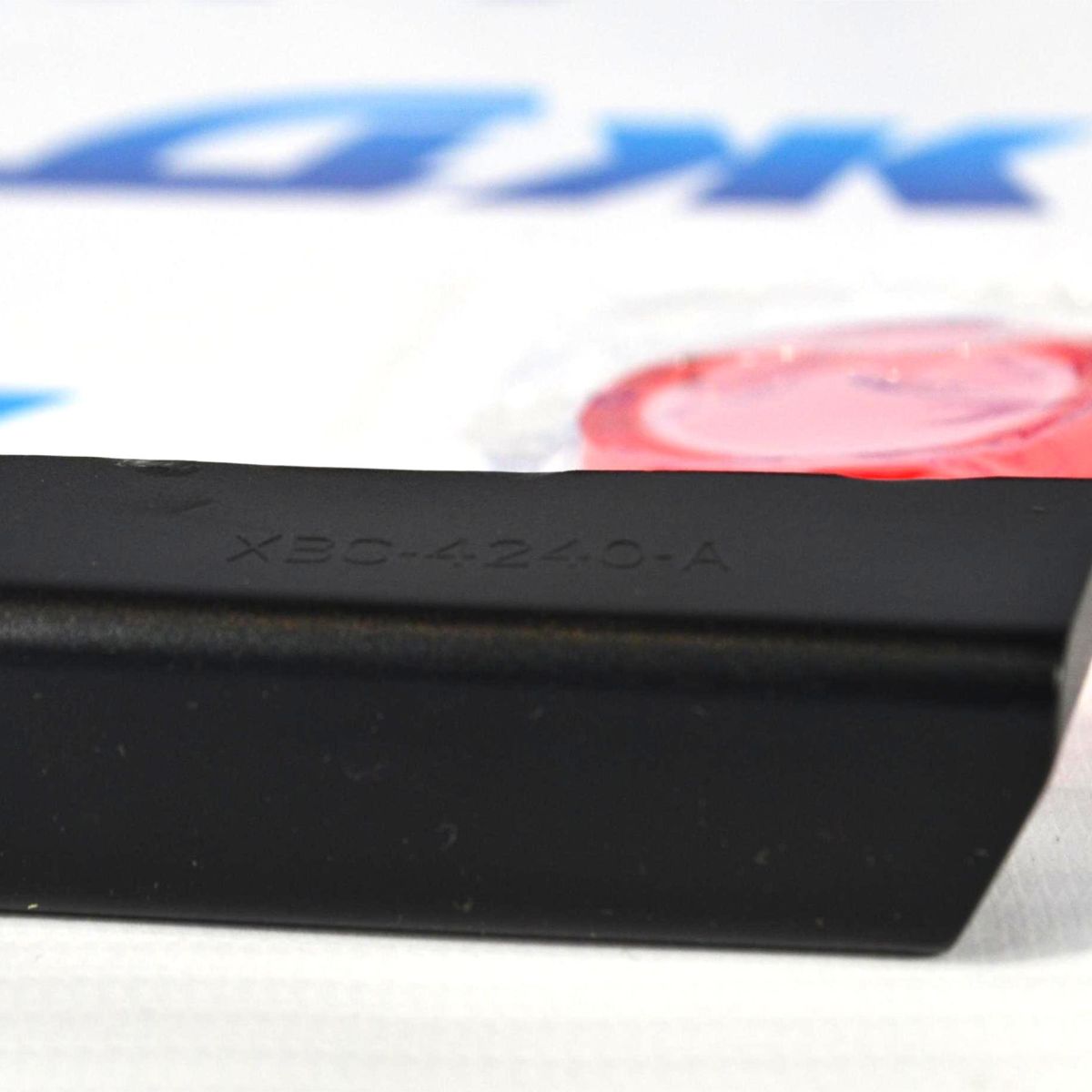 Заглушка водостока Jeep Wrangler JL/Jeep Gladiator JT (комплект) 82215368AB