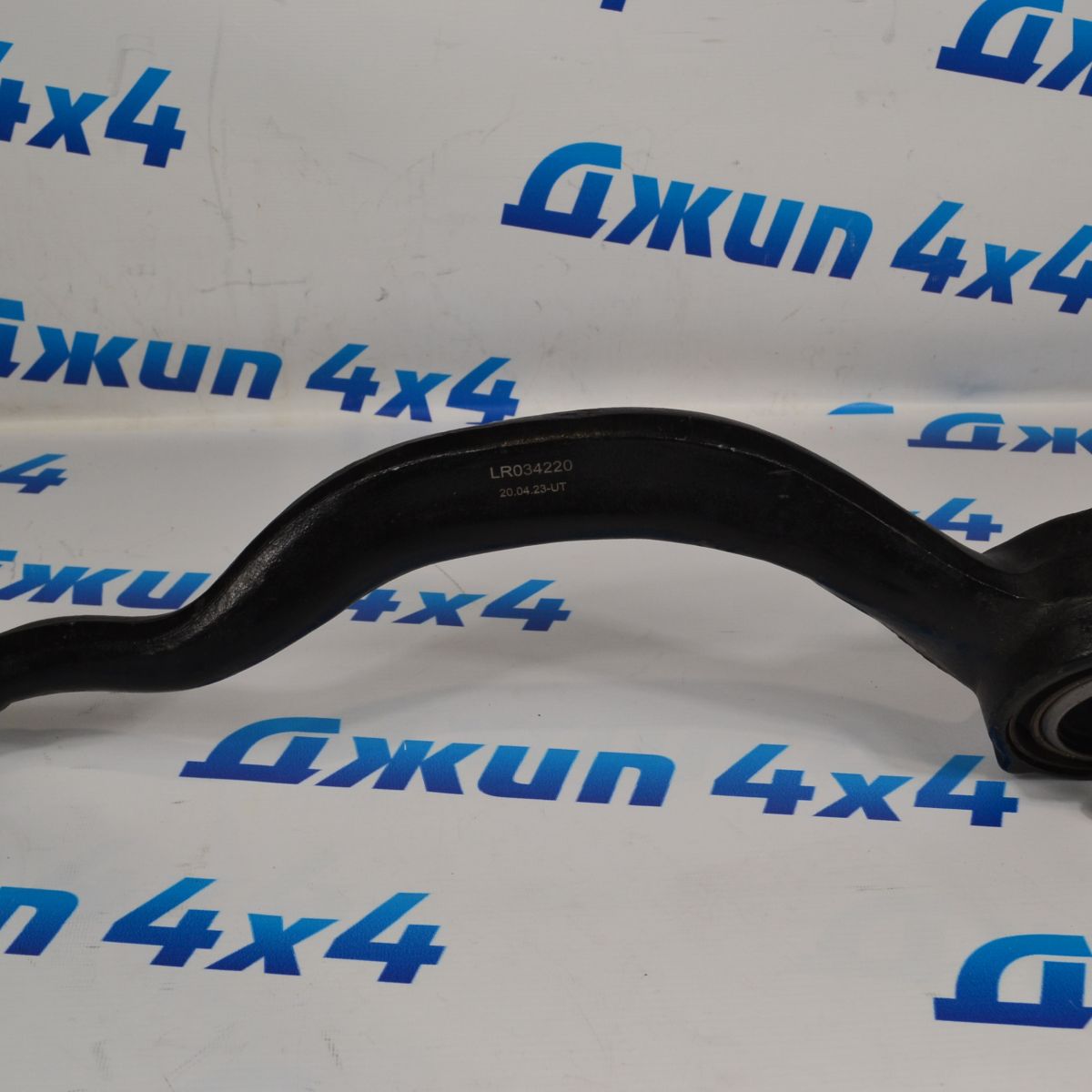 Рычаг косой передний нижний Range Rover L405/Range Rover Sport L494 (левый) LR034220