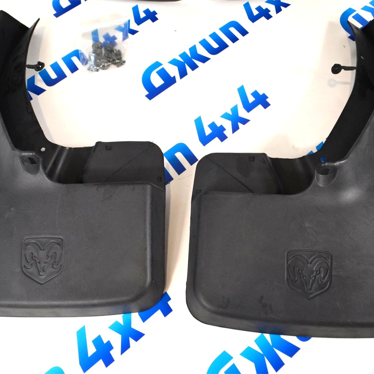 Брызговики Dodge Ram 1500/2500 DS 2010- (комплект) 82216222AA