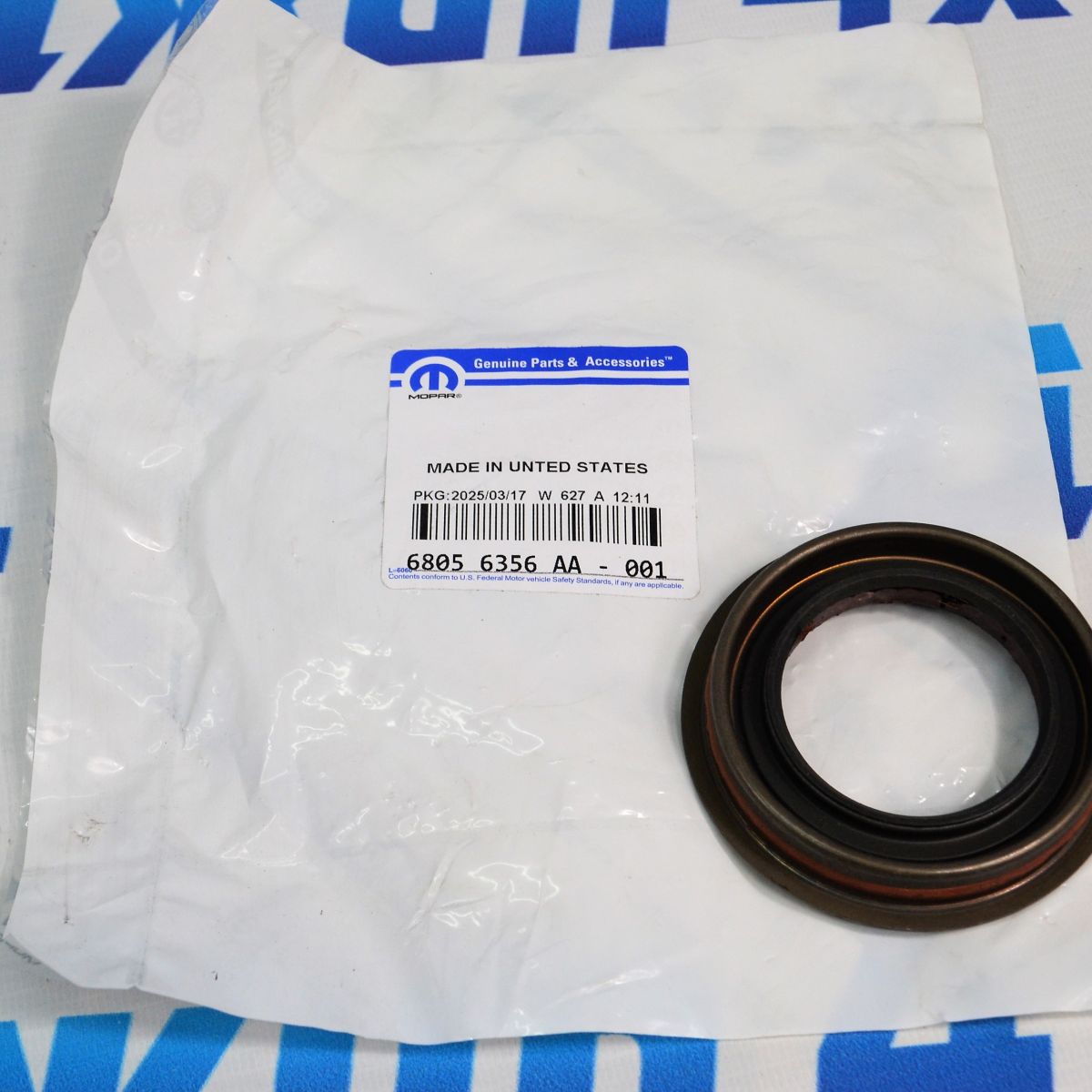 Сальник хвостовика заднего редуктора Dodge Ram 1500 DS/DT 2010-2023 68056356AA