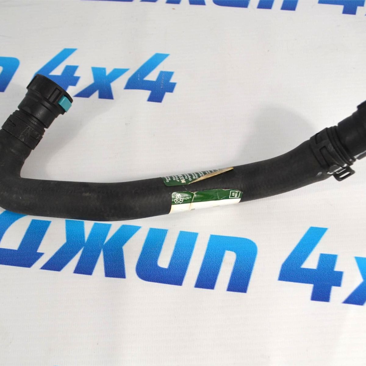 Шланг печного отопителя Range Rover L405/Land Rover Discovery 5 L462 V3.0SC/5.0SC LR034616