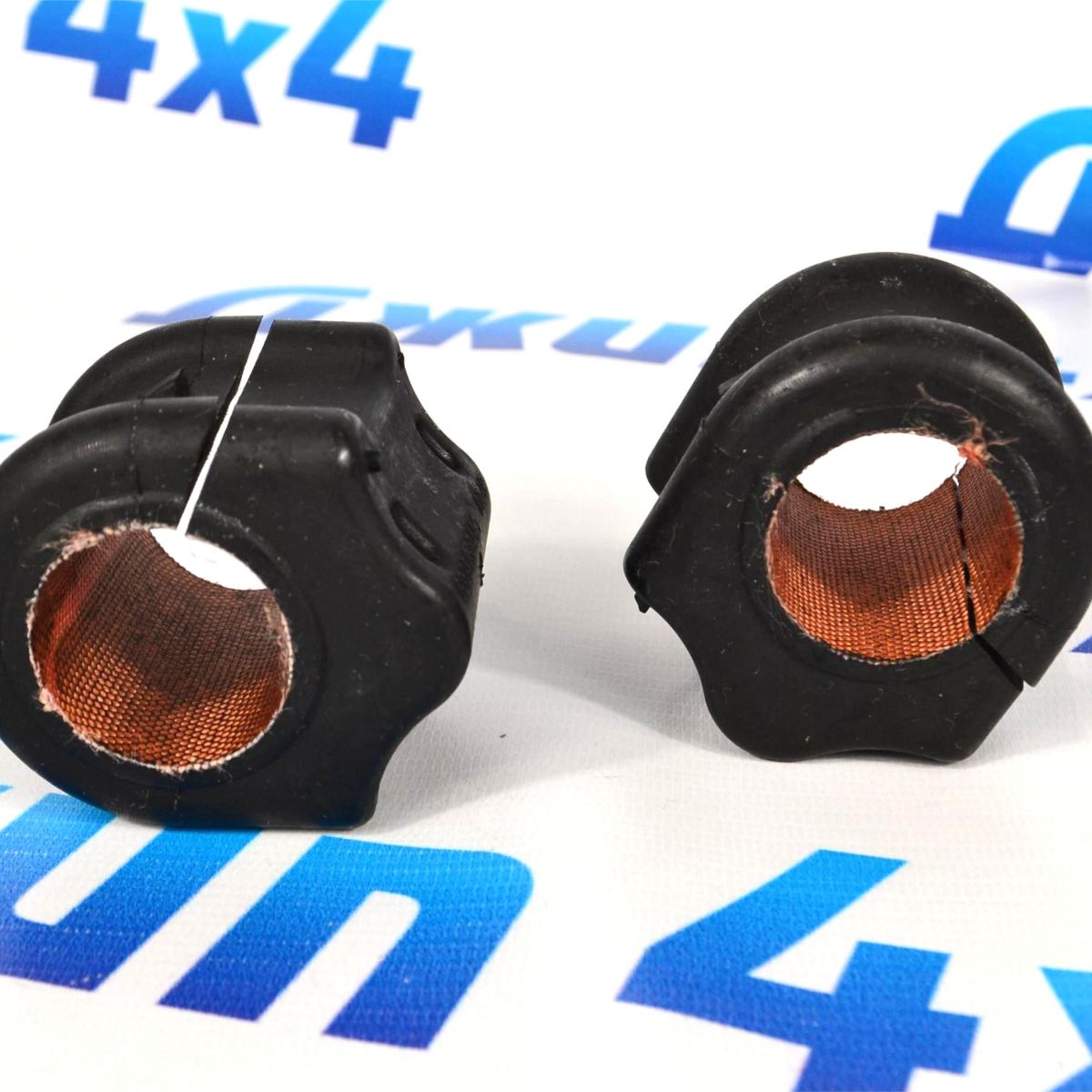 Втулка переднего стабилизатора Jeep Wrangler JL 68251376AA