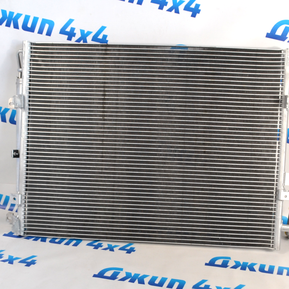 Радиатор кондиционера Range Rover L322 V3.6TD LR097939