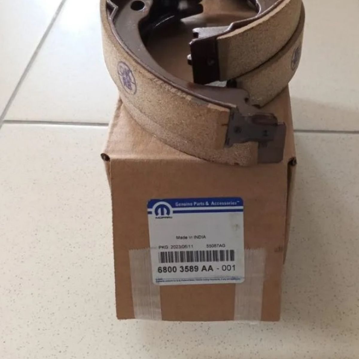 Колодки стояночного тормоза Jeep Wrangler JL/Jeep Wrangler JK/Jeep Cherokee KK/Dodge Nitro KA 68003589AA