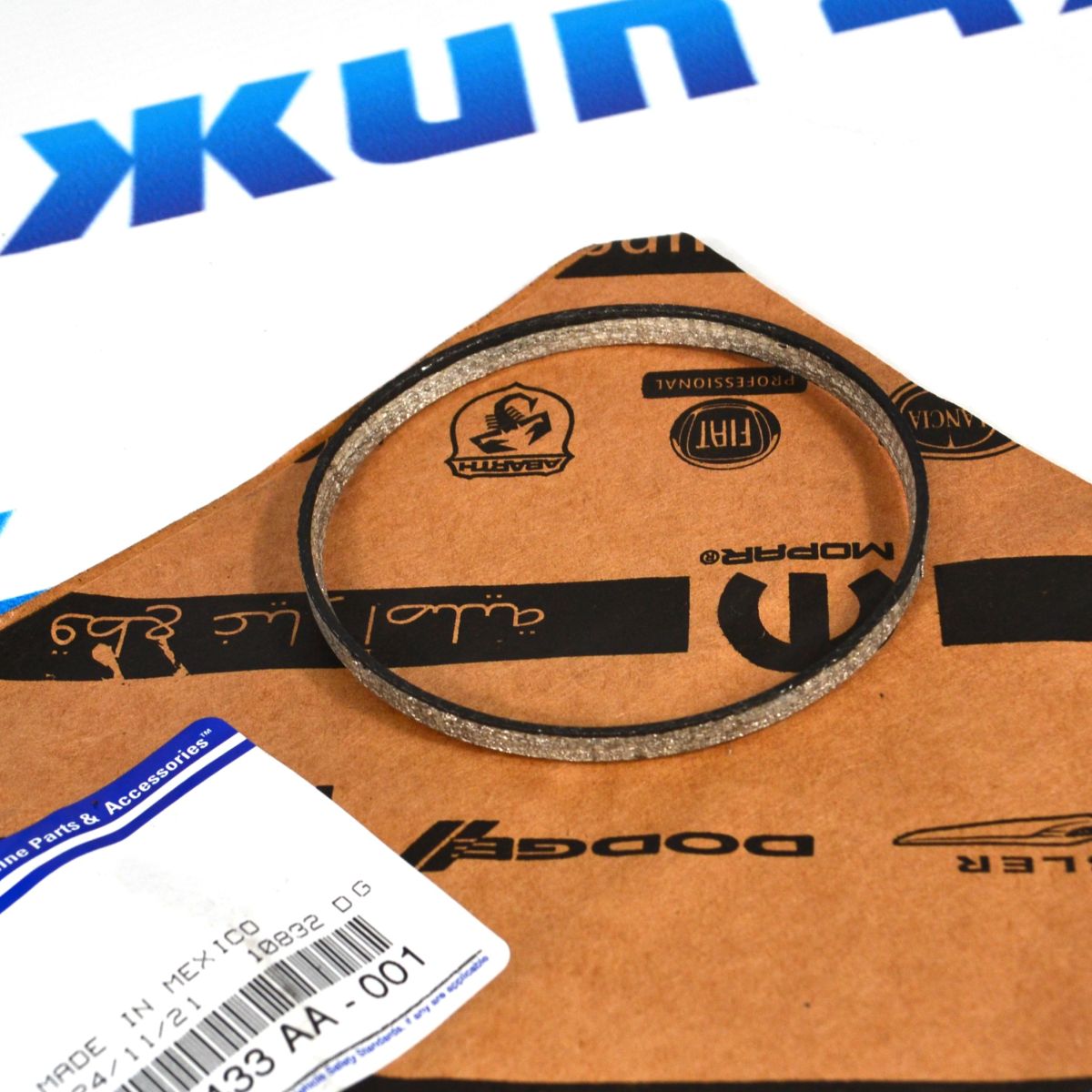 Прокладка приёмной трубы Jeep/Dodge/Chrysler/Ram V6.2 Hemi/V6.4 Hemi 68529433AA