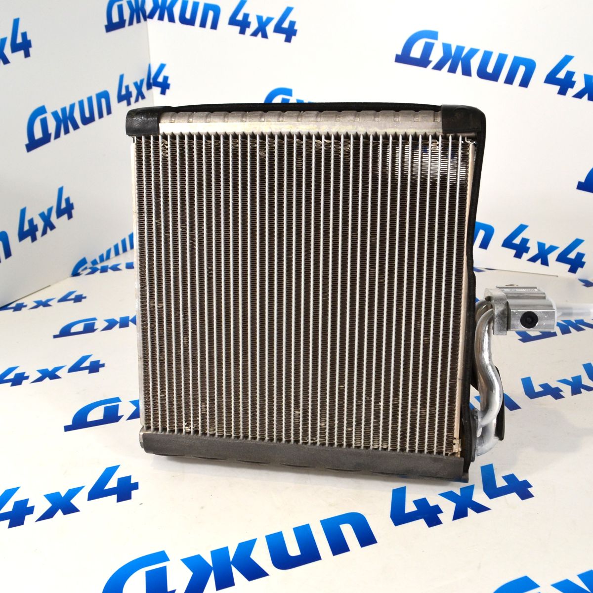 Испаритель кондиционера в комплекте с редукционным клапаном Dodge Ram 1500/Ram TRX/Ram 2500/Ram 3500 68396046AB